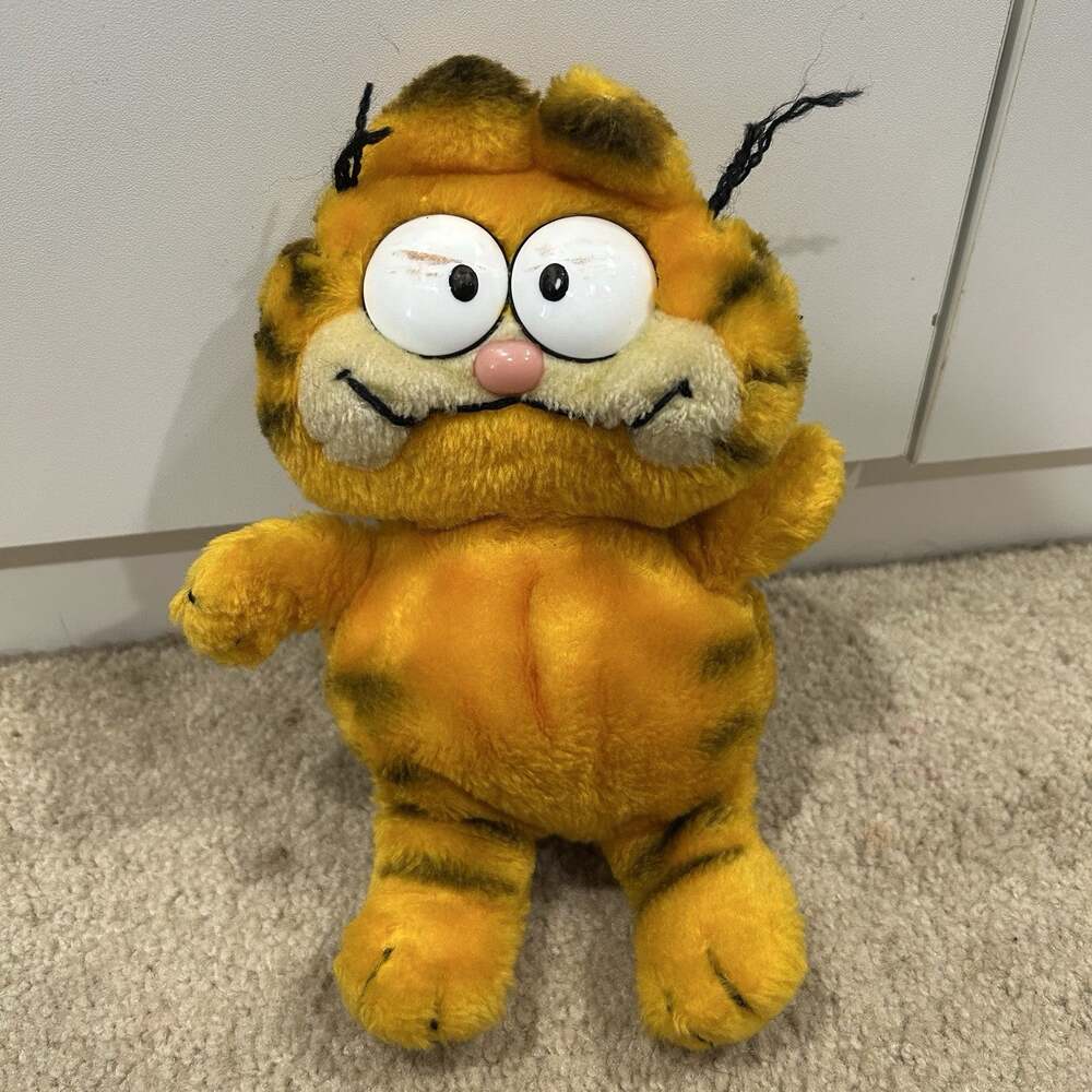 Vintage 1978/1981 Garfield Stuffed Plush United Feature Syndicate Fun Farm